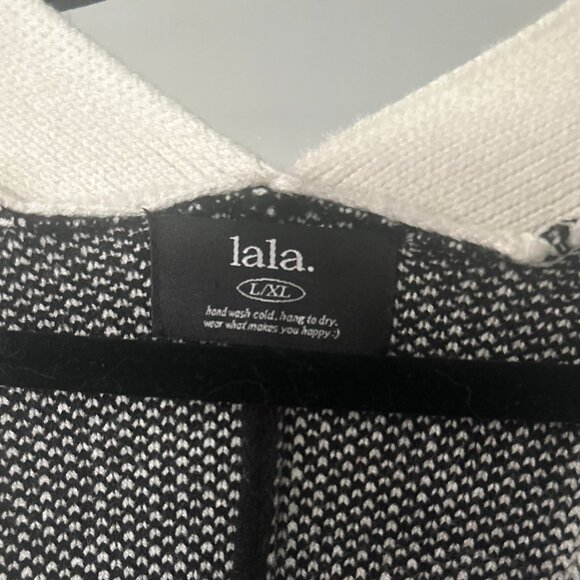 Dressed in Lala - Love You Oversized Checkerboard Cardigan - L/XL - Blk/Wht - Picture 7 of 7